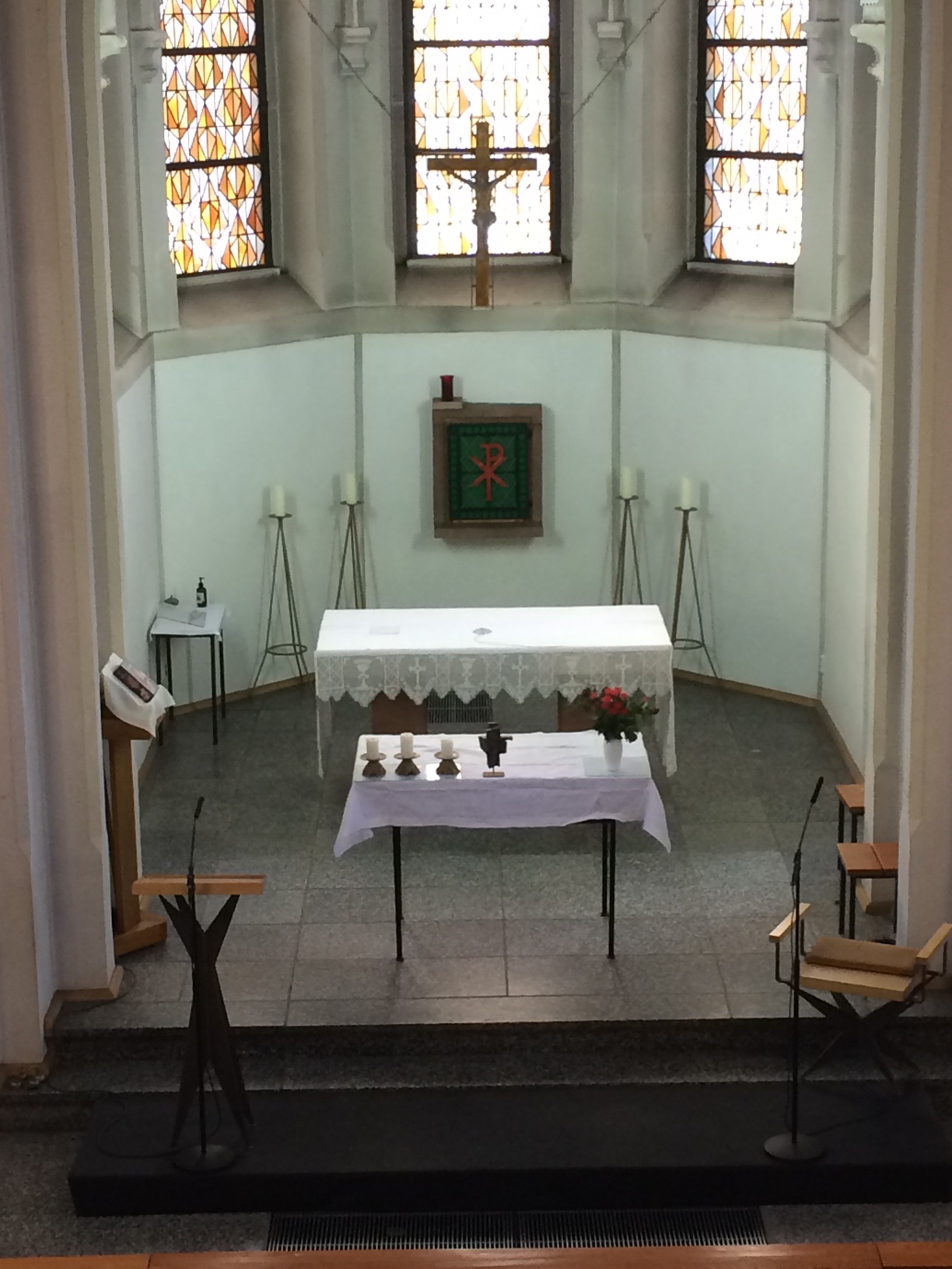 Altar Sitz vorn 6